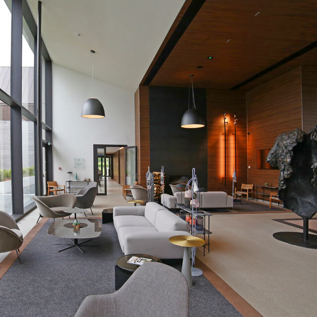 señalética de hôtel y diseño de interiores